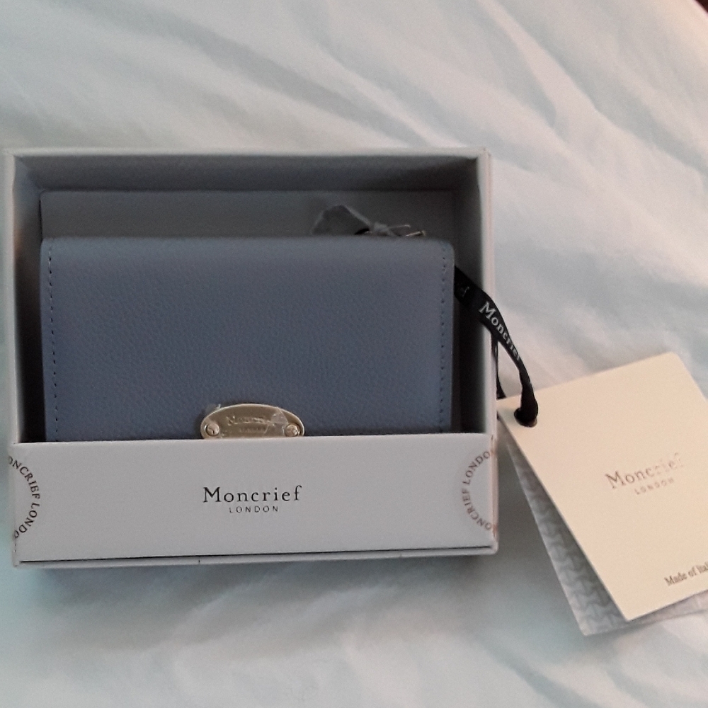 MONCRIEF London Trifold Wallet NWT